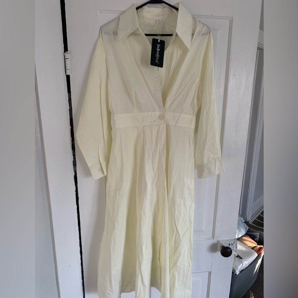 Light yellow dress